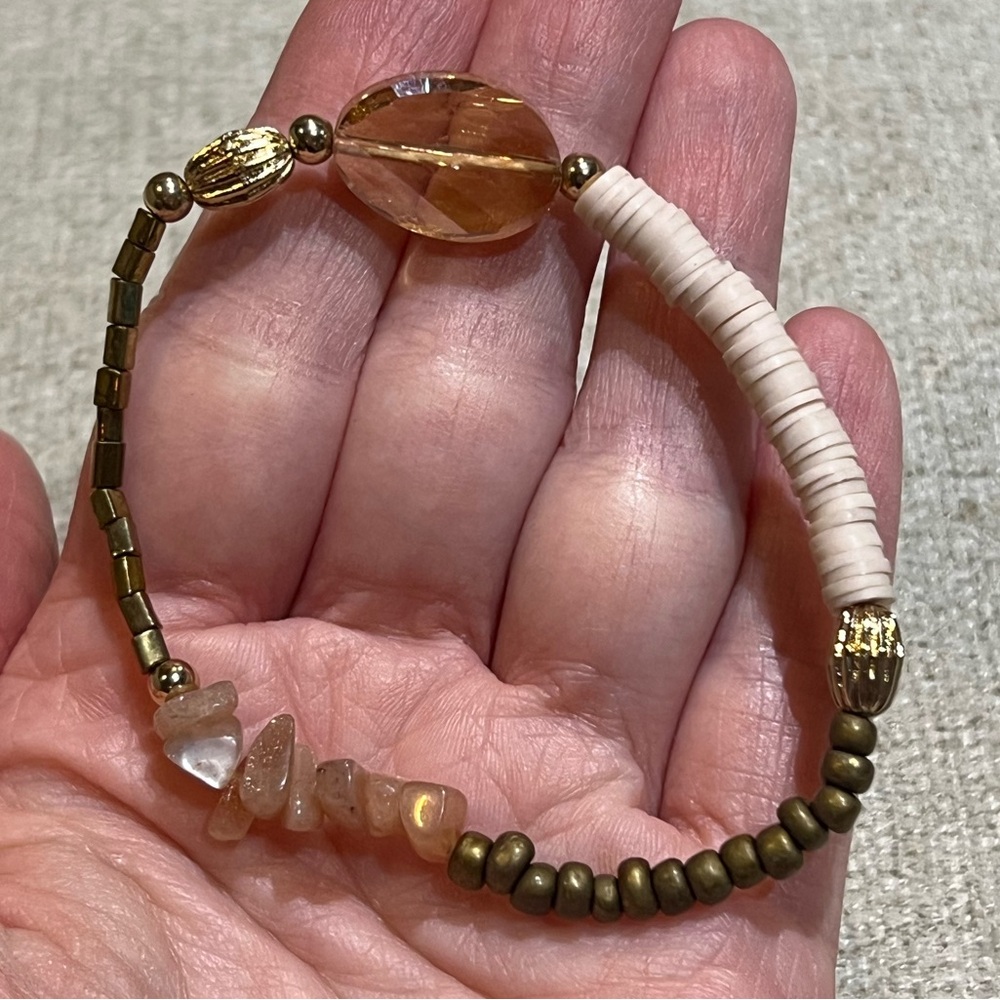Beaded Stone Stretch Bracelet